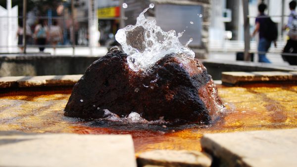 別府駅前の手湯